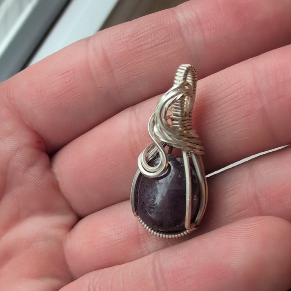 Star Ruby Wire Wrapped Pendant - Picture 4 of 6
